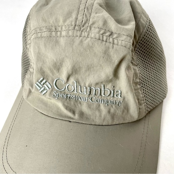 Columbia Gray hiking Cap - Picture 2 of 4